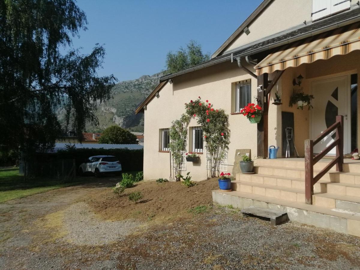 A La Joie De Vivre Chez L'Habitant Banat Exteriör bild